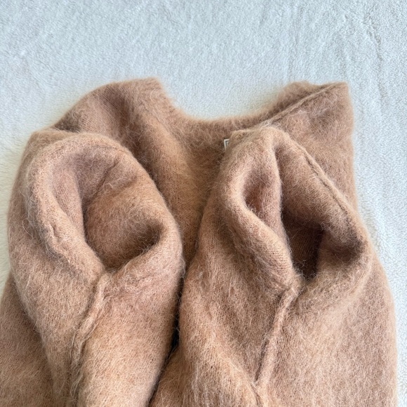 Toteme Boxy Alpaca Blend Knit Long Sleeve Oversized Sweater M/L - Picture 10 of 13